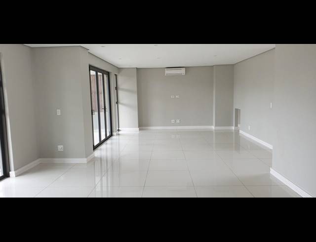 4 BEDROOM APARTMENT FOR SALE IN IZINGA ESTATE
